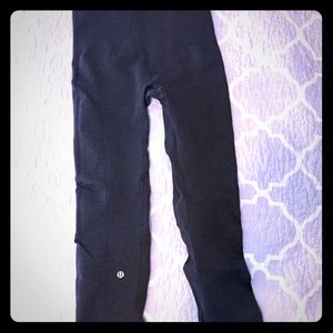 Lululemon leggings size Small in charcoal